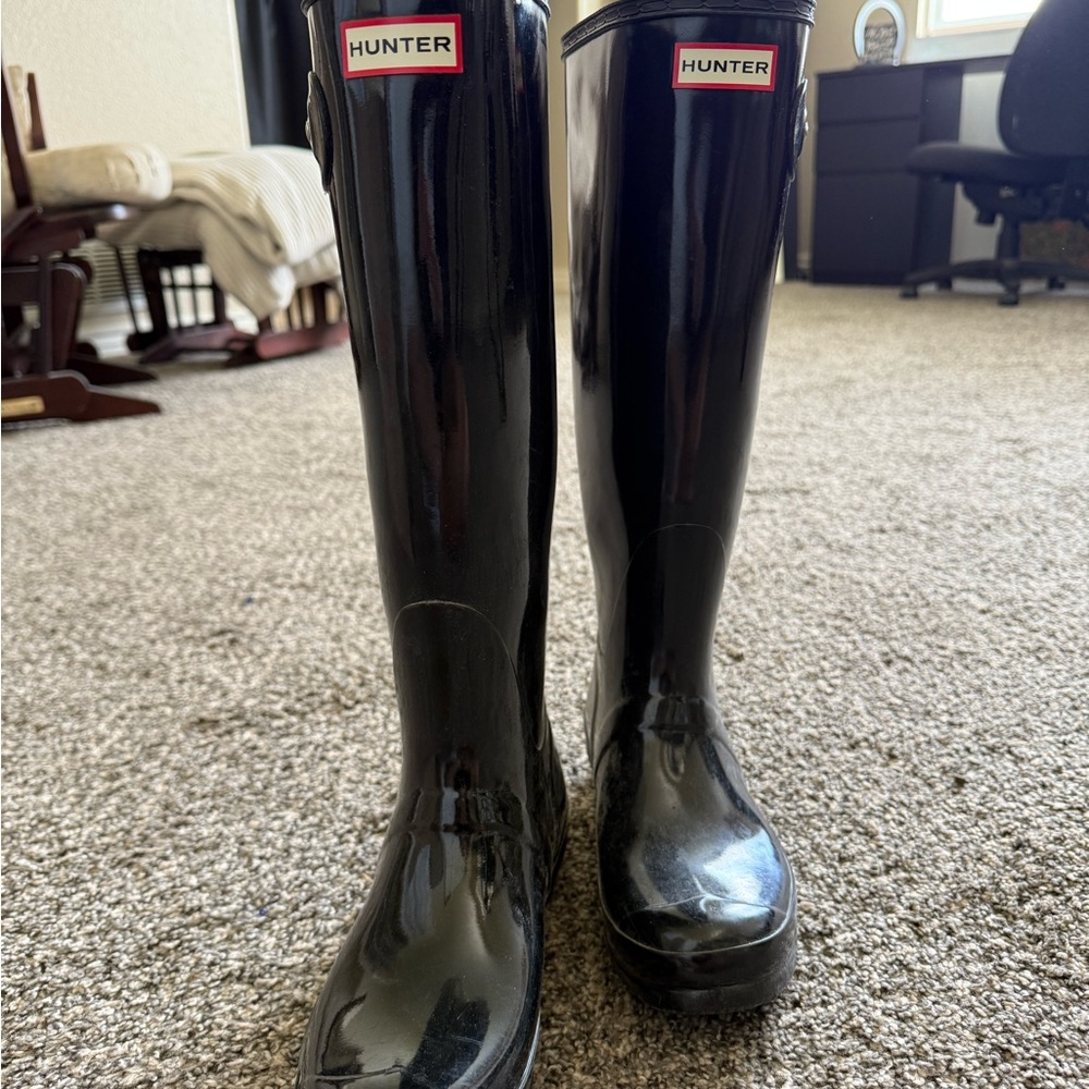 Hunter Glossy Black Rain Boots